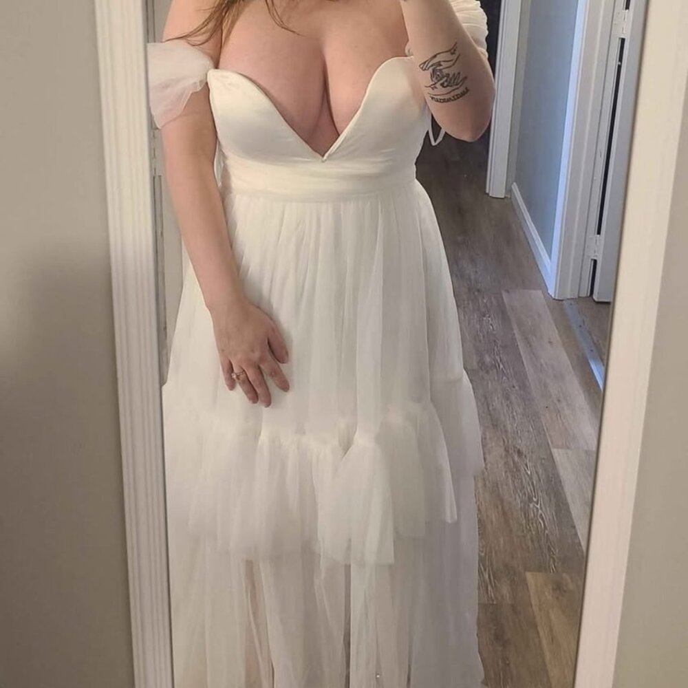 Wedding dress
